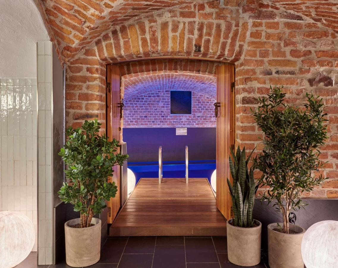 Hotel Reisen In The Unbound Collection By Hyatt Stockholm Exterior photo Entrance to the spa